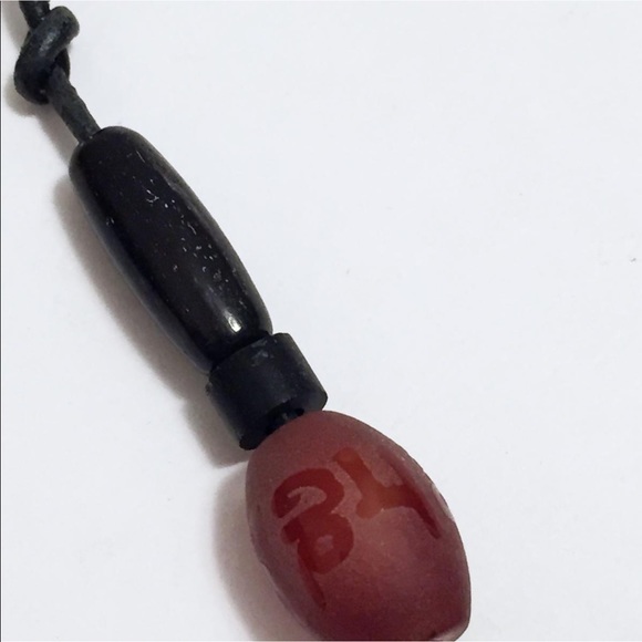 Vintage leather cord carved gemstone necklace - Picture 6 of 6